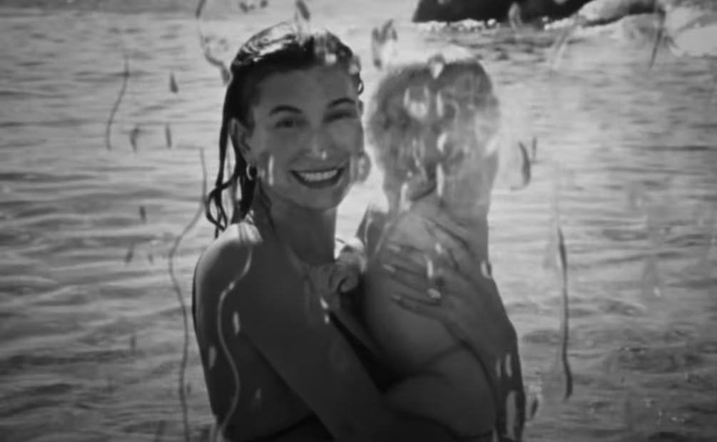 Justin Bieber presenta a su hijo en el emotivo videoclip de “YUKON”