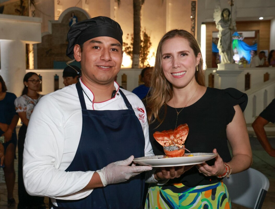 La presidenta Atenea Gómez Ricalde recorrió los diferentes stands, saludó a los participantes y reconoció su esfuerzo por preservar y promover la cocina tradicional,