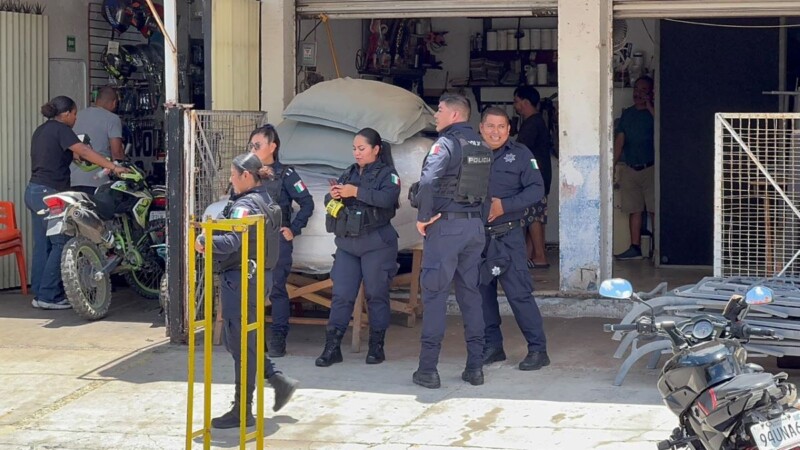 Balean negocio de motocicletas en la avenida Nichupté de Cancún (VIDEO)