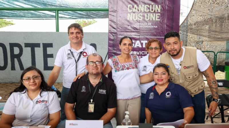 Ana Paty Peralta escucha y resuelve gestiones ciudadanas en Cancún