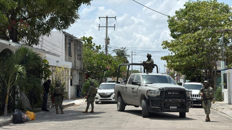 Catean vivienda en la Región 100 de Cancún derivado de un homicidio (VIDEO)