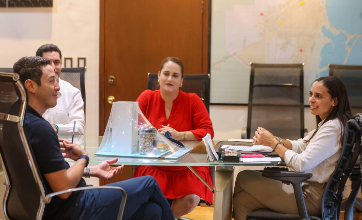 Firma Ana Paty Peralta convenio de colaboración con Fundación Cimarrón, para mejorar la calidad de vida y el desarrollo integral de la población prioritaria.