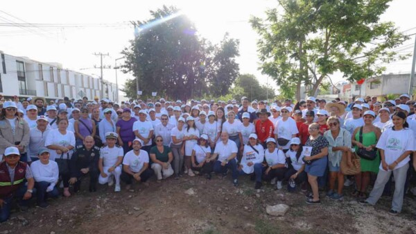 Crea Ana Paty Peralta un Cancún más verde con programa de arborización urbana