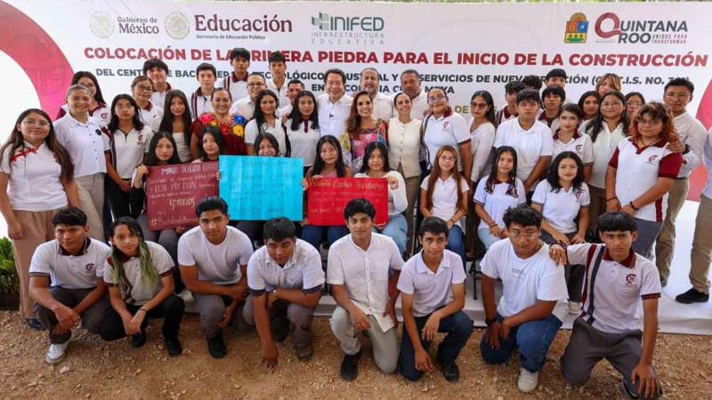 Gracias por transformar la vida educativa de miles de jóvenes cancunenses: Ana Paty Peralta