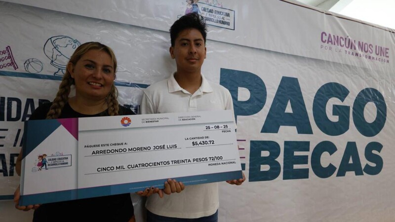 Entrega gobierno de BJ segundo pago de becas municipales del ciclo escolar 2024-2025