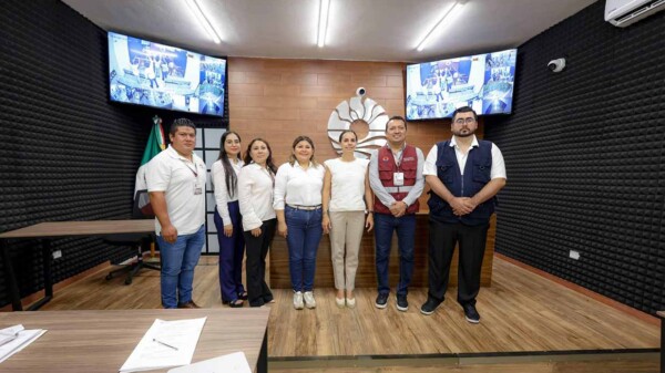 Ana Paty Peralta supervisa últimos detalles de nueva sala de juicios orales