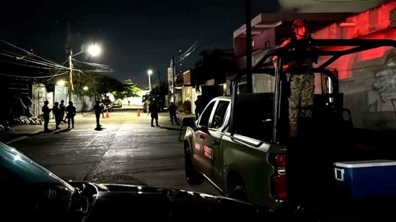 Detienen a tres presuntos narcomenudistas durante operativo en la SM 101 de Cancún