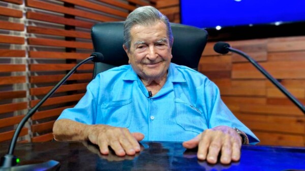 Así debe de ser: Respeto al Ejército y crisis del turismo en Quintana Roo