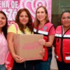 Atenea Gómez Ricalde entrega apoyos alimentarios del Programa “Isleña de Corazón” en Zona Continental
