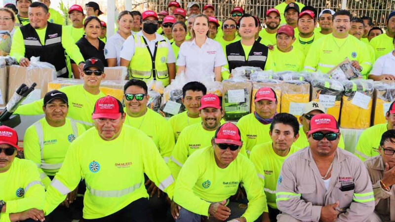 Atenea Gómez Ricalde fortalece a las áreas operativas de Isla Mujeres con entrega de equipo y herramientas
