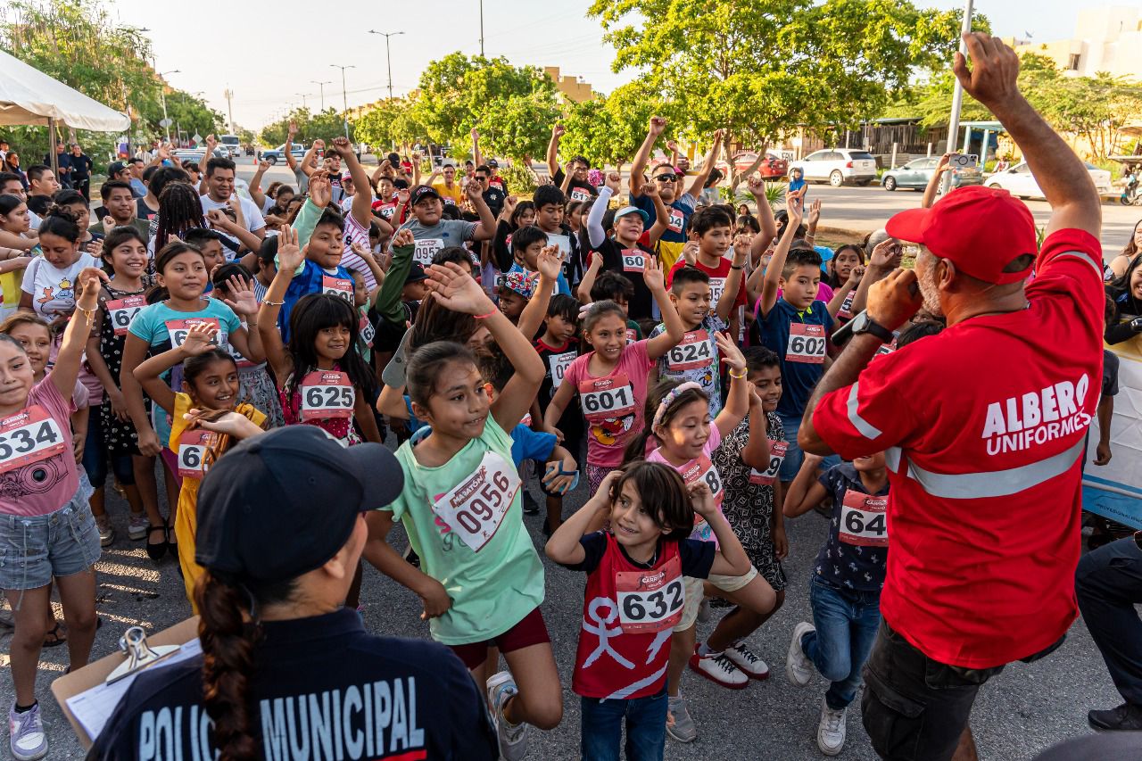 SMSCYT realiza con éxito "Carrera en tu colonia" en la Supermanzana 249