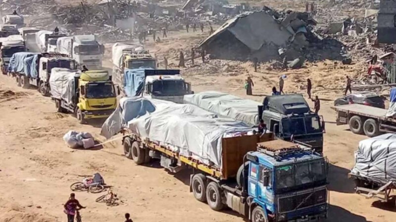 Al menos 20 muertos tras el vuelco de un camión con ayuda humanitaria en Gaza