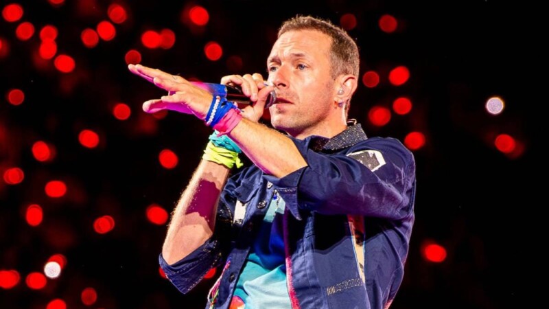 Chris Martin invita a fans israelíes al escenario y desata polémica