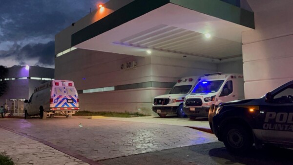 Guardia Nacional balea a su compañero en el aeropuerto