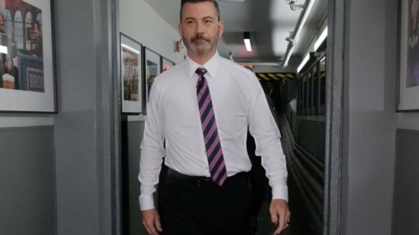 Jimmy Kimmel reaparece con disculpas y críticas a Trump en su regreso a la televisión