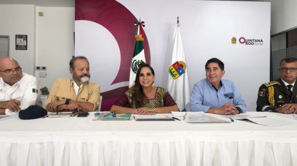 Mara Lezama y el General Tonatiuh de Grupo Mundo Maya refuerzan acciones para asegurar el acceso libre a las playas de Tulum
