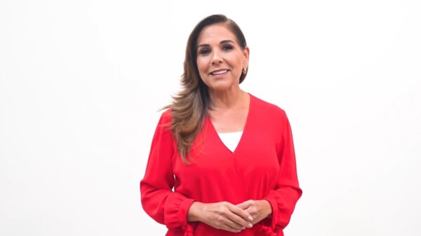 Convoca Mara Lezama a participar en campaña universitaria de donación de sangre en Cancún