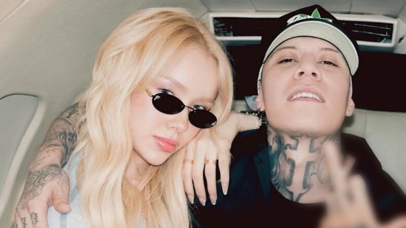 Santa Fe Klan presenta a su nueva pareja en redes sociales