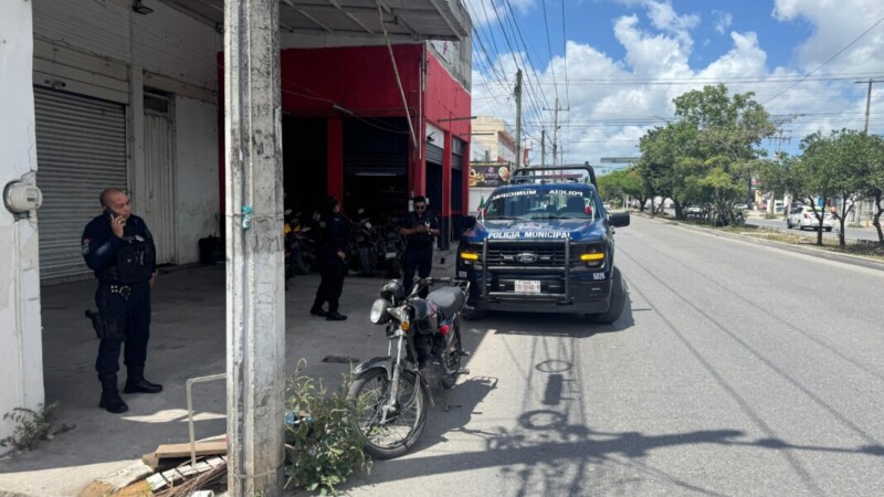 Detienen tras persecución policiaca a un motociclista en Cancún (VIDEO)