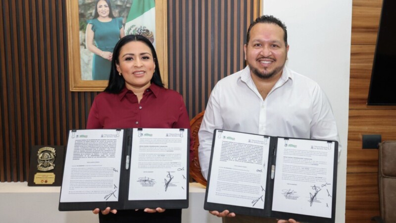 Firman Ayuntamiento y Teqroo convenio a favor de la democracia y los derechos político-electorales de los portomorelenses