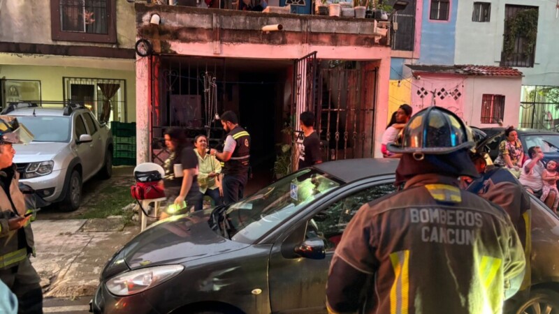 Bomberos de Cancún y Protección Civil atienden explosión de tanque de gas en avenida Politécnico