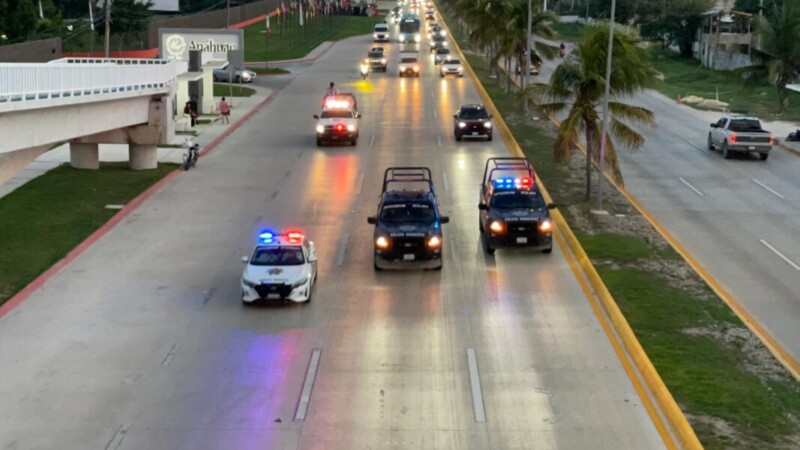 Fortalece Policía de Cancún Operativo Carrusel en el Bulevar Colosio