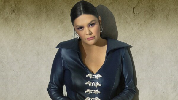 Yuridia lanza versión en solitario de “Qué Agonía”