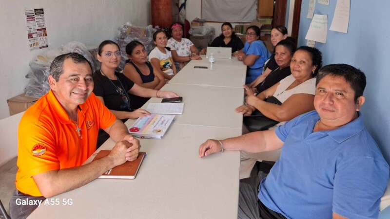 Imparte DIF BJ pláticas informativas del programa de desayunos escolares