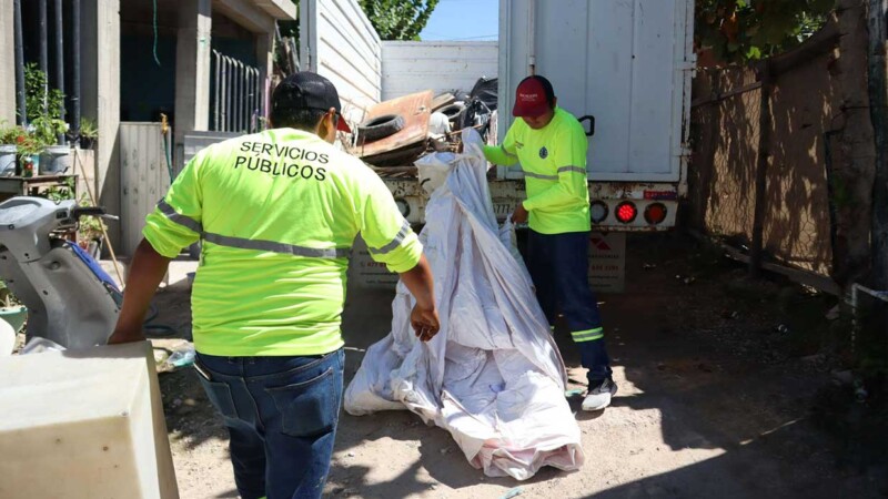 Continúa con éxito el Programa Permanente de Descacharrización en Isla Mujeres