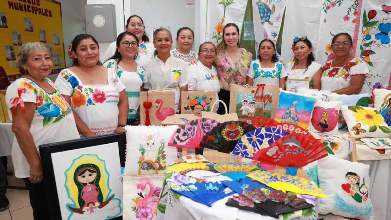 Atenea Gómez Ricalde impulsa el emprendimiento femenino con apertura de 12 nuevos cursos en Isla Mujeres