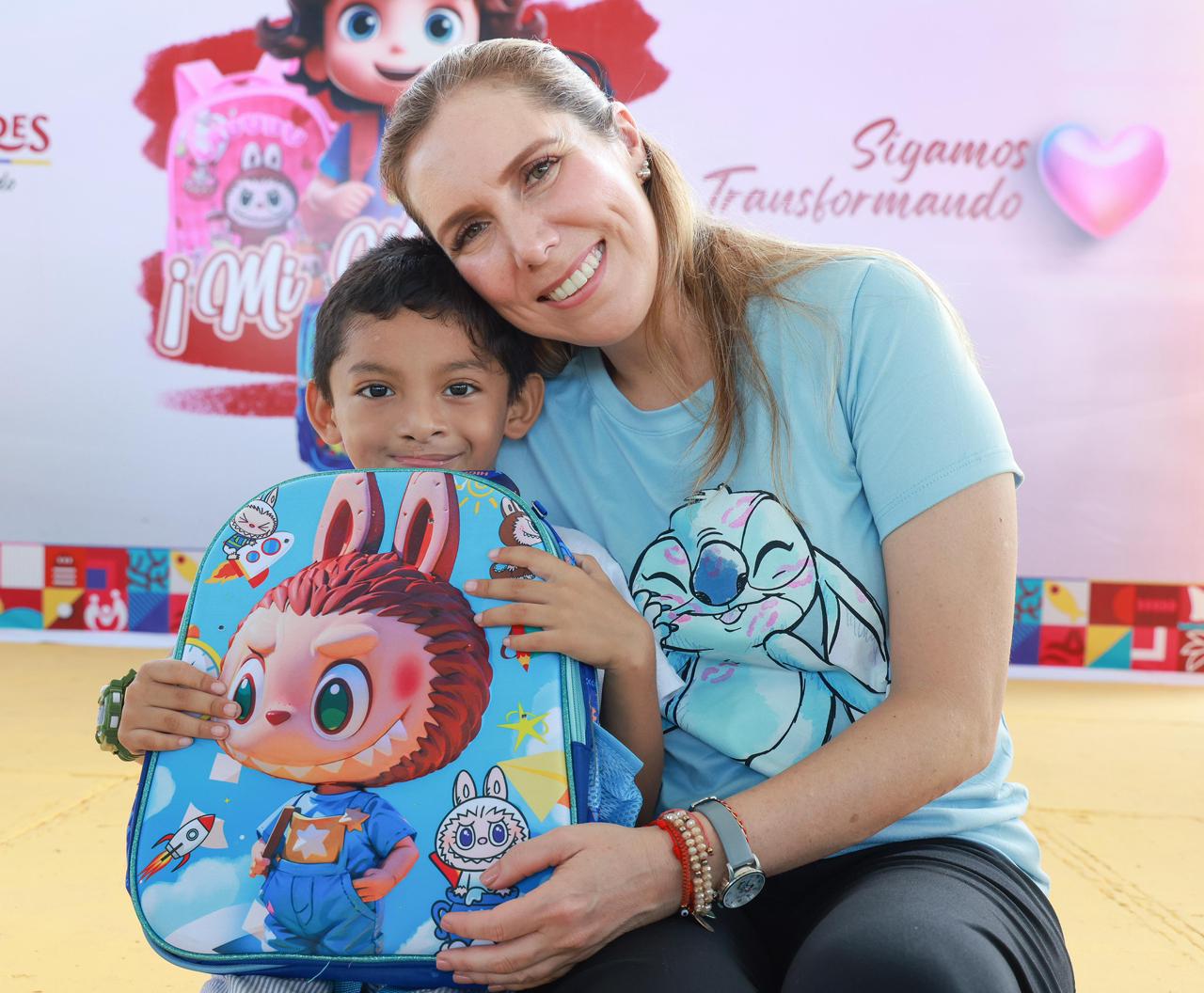 Atenea Gómez Ricalde presenta avances del Primer Informe de Resultados en programas sociales de Isla Mujeres