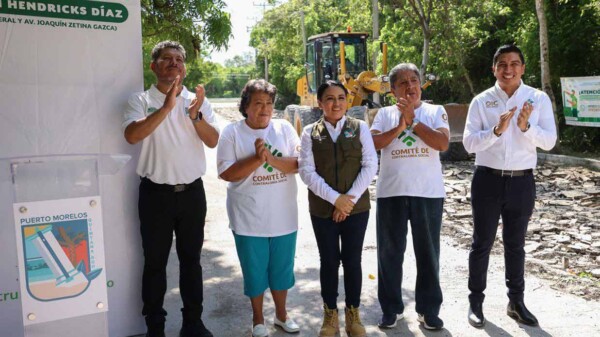 Inicia Blanca Merari reconstrucción de la avenida Joaquín Hendricks en Puerto Morelos