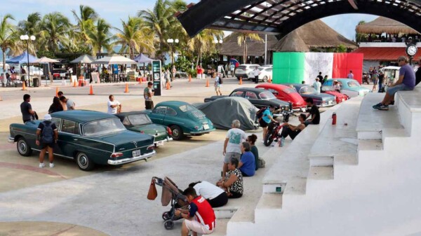 Recibe Puerto Morelos la competencia "Unique Rally Clásico"