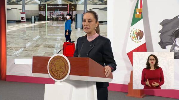 Sheinbaum rechaza cancelación de vuelos del AIFA hacia EU