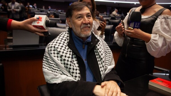 Noroña pedirá licencia para viajar a Palestina