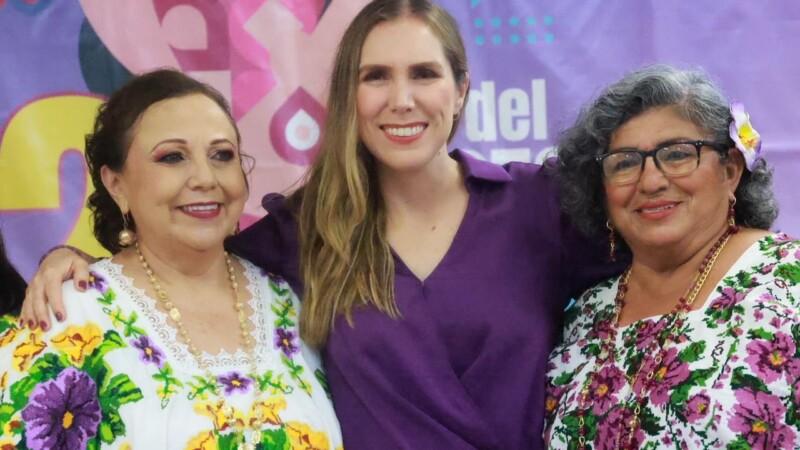 Isla Mujeres conmemora el 72° Aniversario del Voto de las Mujeres en México