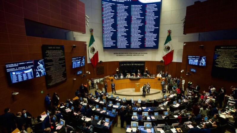Aprueba Senado reforma a Ley de Amparo, envía a Cámara baja
