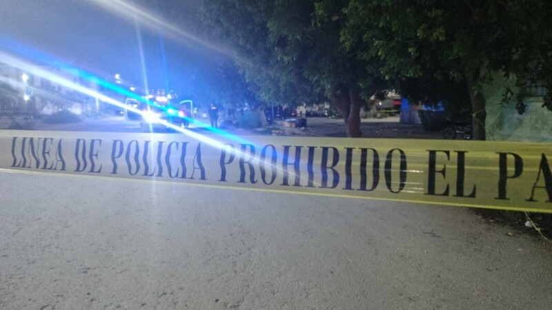 Hallan el cuerpo de un hombre embolsado en Villas Otoch Paraíso