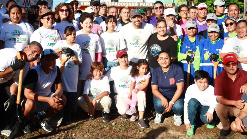 Continúa Ana Paty Peralta arborizando Cancún