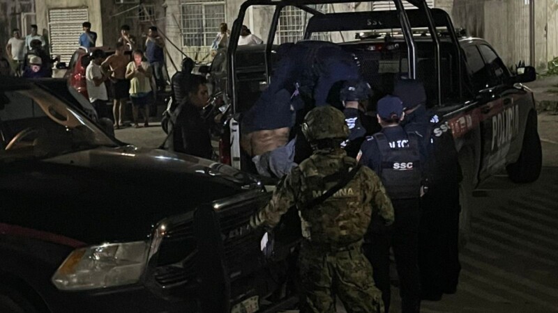 Capturan a presuntos sicarios tras enfrentamiento en Prado Norte en Cancún