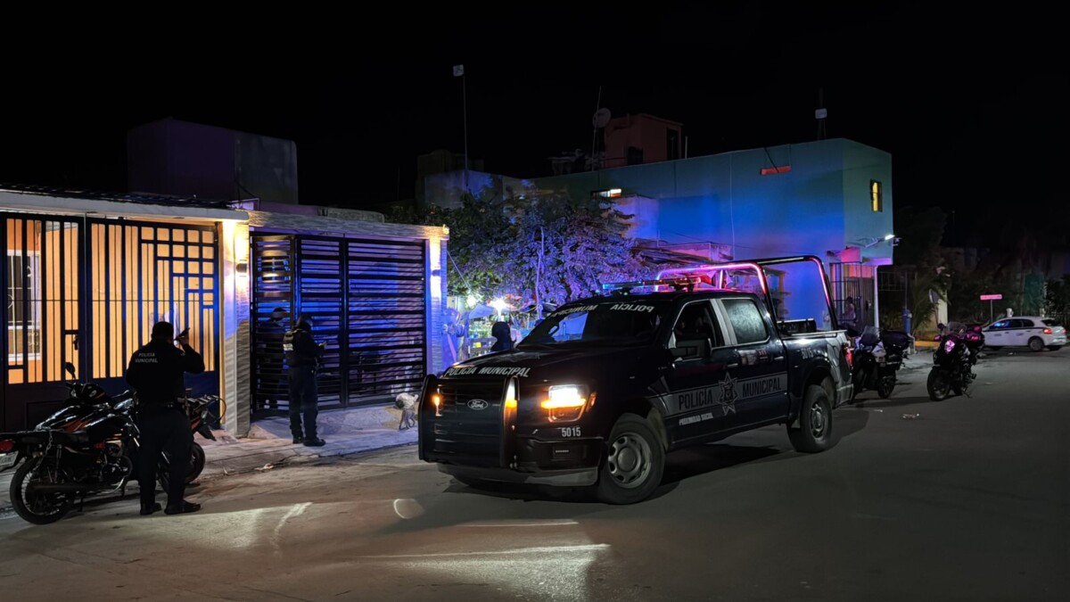 Muere en el Hospital General de Cancún un sujeto baleado en Villas del Mar; el ataque ocurrió el jueves 16 cerca de la calle Frambuesa.