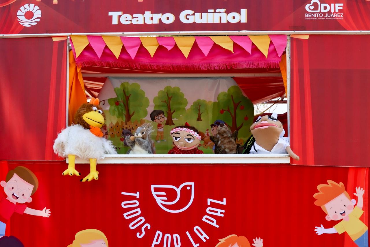 Promueve el DIF Benito Juárez Teatro Guiñol en escuelas de nivel básico del municipio.