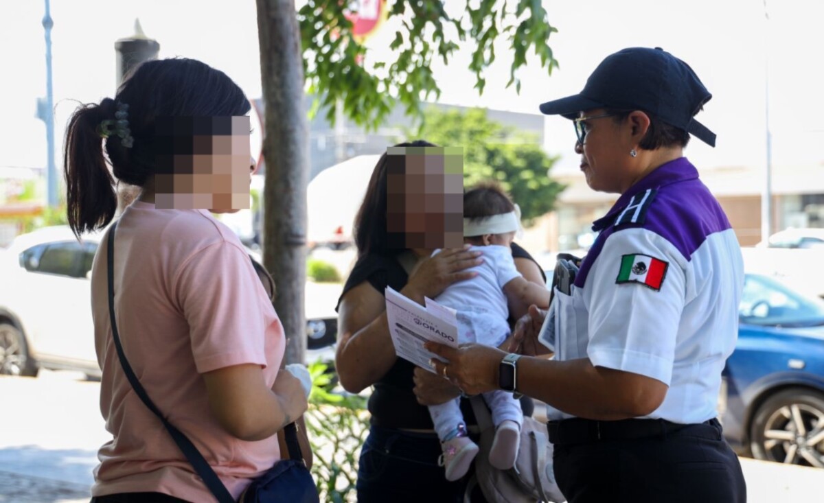Policía de Cancún brinda atención a más de mil mujeres con 'Punto Morado'; entre julio y octubre de 2025, Geavig instaló 87 módulos itinerantes, ofreciendo atención y acompañamiento a mujeres víctimas de violencia.