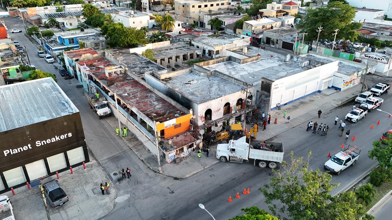 Contribuye Gobierno de BJ en recuperación de predios abandonados en la Supermanzana 69; son focos de infección frecuentes incendios.