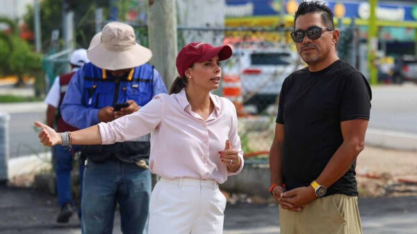 Ana Paty Peralta constata avances en obra de avenida Huayacan y 135