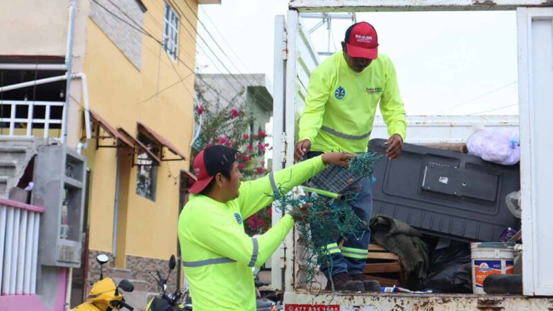 Gobierno de Isla Mujeres fortalece Programa Permanente de Descacharrización para proteger la salud de las familias