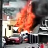 Tráiler sin frenos causa incendio al embestir casa y dos autos en Querétaro 