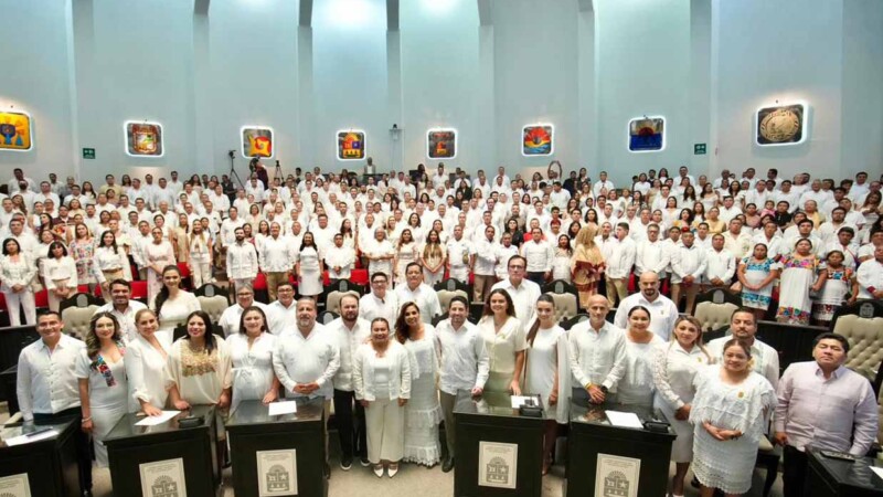 Realiza la XVIII Legislatura una sesión solemne para conmemorar el 51 aniversario de Quintana Roo