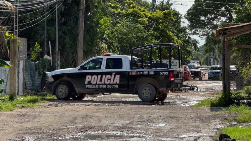 Ejecutan a balazos a motociclista en colonia de Cancún