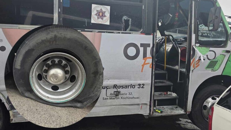 Policías persiguen y disparan contra autobús de transporte en Edomex